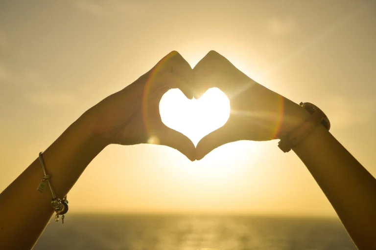 Introvert Dating Anxiety: How to Manage It