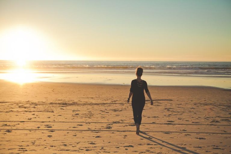 Introvert vs Highly Sensitive Person: Key Differences